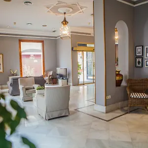 Dona Blanca Hotel