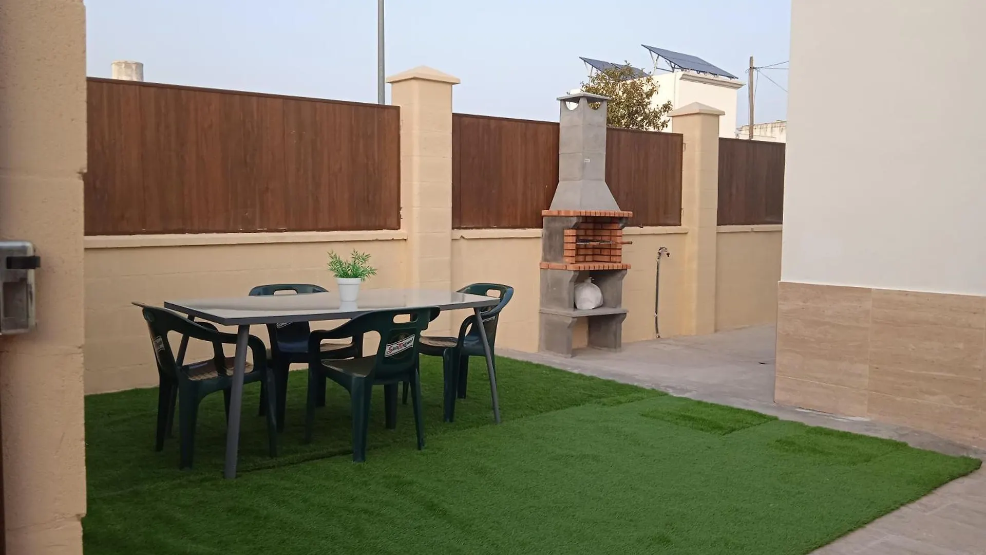 Casa En Jerez Con Patio Cerca De La Playa Y De La Sierra Villa Jerez de la Frontera Holiday home